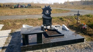 памятники из гранита